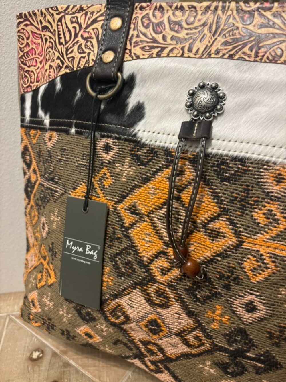 NEW Myra Filotimo Tote Bag Geometric Western Hairon Leather Canvas - Picture 5 of 5